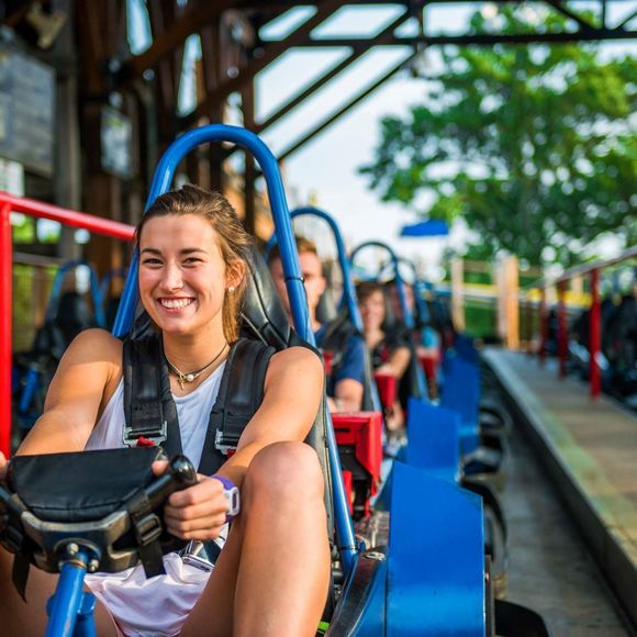 Meet your Posher, Emily - Picture 1 of 1